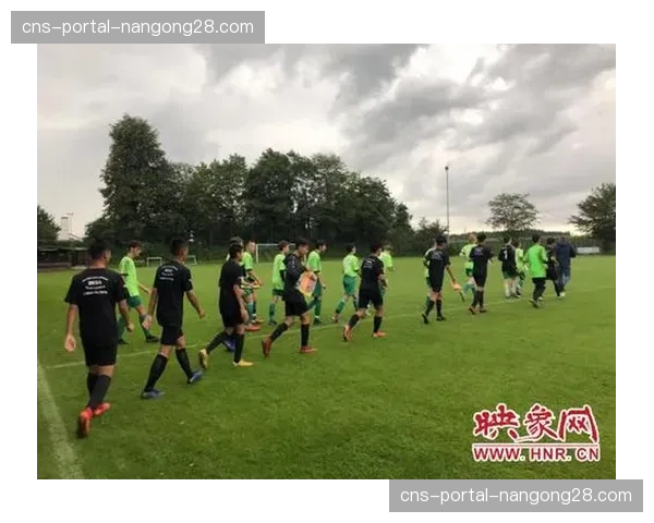 “足球进校园”计划扩展，拜仁与慕尼黑市十所中小学建立青训合作